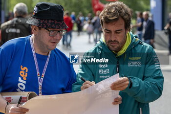 2024-07-25 - N°14 Fernando Alonso ESP Aston Martin Aramco Formula One Team - OUTFITS PILOT - FORMULA 1 - FORMULA 1 - MOTORS