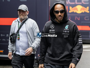 2024-07-25 - N°44 Lewis Hamilton GBR Mercedes AMG PETRONAS Formula One Team - OUTFITS PILOT - FORMULA 1 - FORMULA 1 - MOTORS