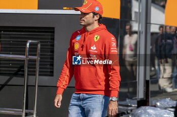 2024-07-25 - N°55 Carlos Sainz MEX Scuderia Ferrari - OUTFITS PILOT - FORMULA 1 - FORMULA 1 - MOTORS