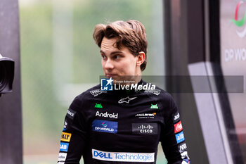 2024-07-27 - PIASTRI Oscar (aus), McLaren F1 Team MCL38, portrait during the Formula 1 Rolex Belgian Grand Prix 2024, 14th round of the 2024 Formula One World Championship from July 26 to 28, 2024 on the Circuit de Spa-Francorchamps, in Stavelot, Belgium - F1 - BELGIAN GRAND PRIX 2024 - FORMULA 1 - MOTORS