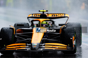 2024-07-27 - 04 NORRIS Lando (gbr), McLaren F1 Team MCL38, action during the Formula 1 Rolex Belgian Grand Prix 2024, 14th round of the 2024 Formula One World Championship from July 26 to 28, 2024 on the Circuit de Spa-Francorchamps, in Stavelot, Belgium - F1 - BELGIAN GRAND PRIX 2024 - FORMULA 1 - MOTORS