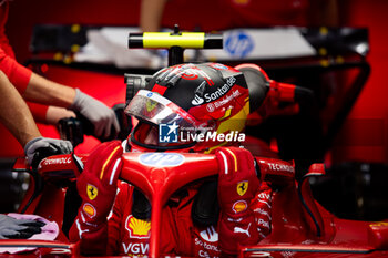 2024-07-27 - SAINZ Carlos (spa), Scuderia Ferrari SF-24, portrait during the Formula 1 Rolex Belgian Grand Prix 2024, 14th round of the 2024 Formula One World Championship from July 26 to 28, 2024 on the Circuit de Spa-Francorchamps, in Stavelot, Belgium - F1 - BELGIAN GRAND PRIX 2024 - FORMULA 1 - MOTORS