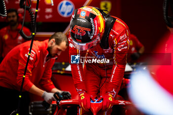 2024-07-27 - SAINZ Carlos (spa), Scuderia Ferrari SF-24, portrait during the Formula 1 Rolex Belgian Grand Prix 2024, 14th round of the 2024 Formula One World Championship from July 26 to 28, 2024 on the Circuit de Spa-Francorchamps, in Stavelot, Belgium - F1 - BELGIAN GRAND PRIX 2024 - FORMULA 1 - MOTORS