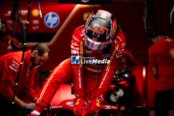 2024-07-27 - SAINZ Carlos (spa), Scuderia Ferrari SF-24, portrait during the Formula 1 Rolex Belgian Grand Prix 2024, 14th round of the 2024 Formula One World Championship from July 26 to 28, 2024 on the Circuit de Spa-Francorchamps, in Stavelot, Belgium - F1 - BELGIAN GRAND PRIX 2024 - FORMULA 1 - MOTORS