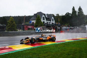 2024-07-27 - 81 PIASTRI Oscar (aus), McLaren F1 Team MCL38, action during the Formula 1 Rolex Belgian Grand Prix 2024, 14th round of the 2024 Formula One World Championship from July 26 to 28, 2024 on the Circuit de Spa-Francorchamps, in Stavelot, Belgium - F1 - BELGIAN GRAND PRIX 2024 - FORMULA 1 - MOTORS