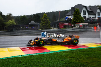 2024-07-27 - 04 NORRIS Lando (gbr), McLaren F1 Team MCL38, action during the Formula 1 Rolex Belgian Grand Prix 2024, 14th round of the 2024 Formula One World Championship from July 26 to 28, 2024 on the Circuit de Spa-Francorchamps, in Stavelot, Belgium - F1 - BELGIAN GRAND PRIX 2024 - FORMULA 1 - MOTORS