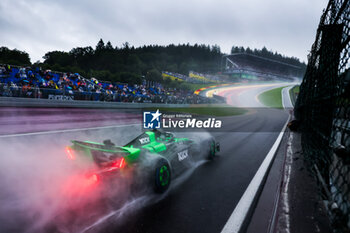 2024-07-27 - 77 BOTTAS Valtteri (fin), Stake F1 Team Kick Sauber C44, action during the Formula 1 Rolex Belgian Grand Prix 2024, 14th round of the 2024 Formula One World Championship from July 26 to 28, 2024 on the Circuit de Spa-Francorchamps, in Stavelot, Belgium - F1 - BELGIAN GRAND PRIX 2024 - FORMULA 1 - MOTORS