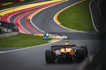 2024-07-27 - 04 NORRIS Lando (gbr), McLaren F1 Team MCL38, action during the Formula 1 Rolex Belgian Grand Prix 2024, 14th round of the 2024 Formula One World Championship from July 26 to 28, 2024 on the Circuit de Spa-Francorchamps, in Stavelot, Belgium - F1 - BELGIAN GRAND PRIX 2024 - FORMULA 1 - MOTORS