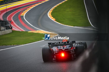 2024-07-27 - 11 PEREZ Sergio (mex), Red Bull Racing RB20, action during the Formula 1 Rolex Belgian Grand Prix 2024, 14th round of the 2024 Formula One World Championship from July 26 to 28, 2024 on the Circuit de Spa-Francorchamps, in Stavelot, Belgium - F1 - BELGIAN GRAND PRIX 2024 - FORMULA 1 - MOTORS