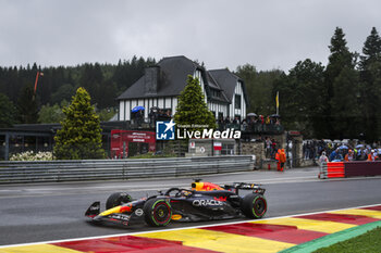 2024-07-27 - 01 VERSTAPPEN Max (nld), Red Bull Racing RB20, action during the Formula 1 Rolex Belgian Grand Prix 2024, 14th round of the 2024 Formula One World Championship from July 26 to 28, 2024 on the Circuit de Spa-Francorchamps, in Stavelot, Belgium - F1 - BELGIAN GRAND PRIX 2024 - FORMULA 1 - MOTORS