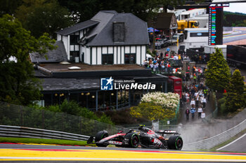 2024-07-27 - 10 GASLY Pierre (fra), Alpine F1 Team A524, action during the Formula 1 Rolex Belgian Grand Prix 2024, 14th round of the 2024 Formula One World Championship from July 26 to 28, 2024 on the Circuit de Spa-Francorchamps, in Stavelot, Belgium - F1 - BELGIAN GRAND PRIX 2024 - FORMULA 1 - MOTORS