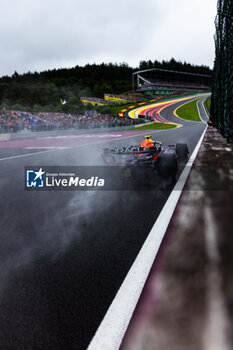 2024-07-27 - 11 PEREZ Sergio (mex), Red Bull Racing RB20, action during the Formula 1 Rolex Belgian Grand Prix 2024, 14th round of the 2024 Formula One World Championship from July 26 to 28, 2024 on the Circuit de Spa-Francorchamps, in Stavelot, Belgium - F1 - BELGIAN GRAND PRIX 2024 - FORMULA 1 - MOTORS