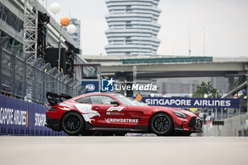 2024-09-19 - Mercedes AMG Safety Car during the Formula 1 Singapore Grand Prix 2024, 18th round of the 2024 Formula One World Championship from September 20 to 22, 2024 on the Marina Bay Circuit, in Singapore, Singapore - F1 - SINGAPORE GRAND PRIX 2024 - FORMULA 1 - MOTORS