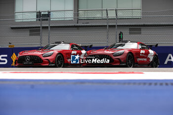 2024-09-19 - Mercedes AMG Safety Car during the Formula 1 Singapore Grand Prix 2024, 18th round of the 2024 Formula One World Championship from September 20 to 22, 2024 on the Marina Bay Circuit, in Singapore, Singapore - F1 - SINGAPORE GRAND PRIX 2024 - FORMULA 1 - MOTORS