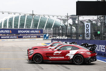 2024-09-19 - Mercedes AMG Safety Car during the Formula 1 Singapore Grand Prix 2024, 18th round of the 2024 Formula One World Championship from September 20 to 22, 2024 on the Marina Bay Circuit, in Singapore, Singapore - F1 - SINGAPORE GRAND PRIX 2024 - FORMULA 1 - MOTORS