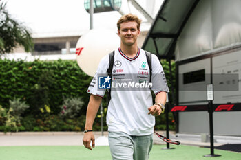 2024-09-19 - Mick Schumacher reserve driver in Formula One for Mercedes portrait during the Formula 1 Singapore Grand Prix 2024, 18th round of the 2024 Formula One World Championship from September 20 to 22, 2024 on the Marina Bay Circuit, in Singapore, Singapore - F1 - SINGAPORE GRAND PRIX 2024 - FORMULA 1 - MOTORS