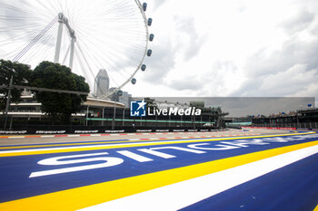 2024-09-19 - Singapore track, piste, atmosphere during the Formula 1 Singapore Grand Prix 2024, 18th round of the 2024 Formula One World Championship from September 20 to 22, 2024 on the Marina Bay Circuit, in Singapore, Singapore - F1 - SINGAPORE GRAND PRIX 2024 - FORMULA 1 - MOTORS