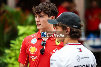 2024-09-19 - BEARMAN Oliver, Ferrari Driver Academy, portrait KIMI ANTONELLI Andrea (ita), Junior Driver of Mercedes AMG F1 Team, portrait during the Formula 1 Singapore Grand Prix 2024, 18th round of the 2024 Formula One World Championship from September 20 to 22, 2024 on the Marina Bay Circuit, in Singapore, Singapore - F1 - SINGAPORE GRAND PRIX 2024 - FORMULA 1 - MOTORS