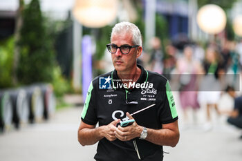 2024-09-19 - ALUNNI BRAVI Alessandro (ita), Managing Director of Sauber Group & Team Representative, portrait during the Formula 1 Singapore Grand Prix 2024, 18th round of the 2024 Formula One World Championship from September 20 to 22, 2024 on the Marina Bay Circuit, in Singapore, Singapore - F1 - SINGAPORE GRAND PRIX 2024 - FORMULA 1 - MOTORS