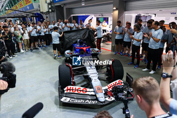 2024-09-19 - 03 RICCIARDO Daniel (aus), Visa Cash App RB F1 Team VCARB 01, special livery during the Formula 1 Singapore Grand Prix 2024, 18th round of the 2024 Formula One World Championship from September 20 to 22, 2024 on the Marina Bay Circuit, in Singapore, Singapore - F1 - SINGAPORE GRAND PRIX 2024 - FORMULA 1 - MOTORS