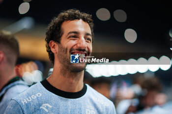 2024-09-19 - RICCIARDO Daniel (aus), Visa Cash App RB F1 Team VCARB 01, portrait during the Formula 1 Singapore Grand Prix 2024, 18th round of the 2024 Formula One World Championship from September 20 to 22, 2024 on the Marina Bay Circuit, in Singapore, Singapore - F1 - SINGAPORE GRAND PRIX 2024 - FORMULA 1 - MOTORS