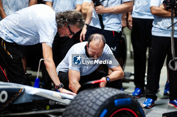 2024-09-19 - MEKIES Laurent (fra), Team Principal of Visa Cash App RB F1 Team, BAYER Peter, CEO of Visa Cash App RB F1 Team, portrait during the Formula 1 Singapore Grand Prix 2024, 18th round of the 2024 Formula One World Championship from September 20 to 22, 2024 on the Marina Bay Circuit, in Singapore, Singapore - F1 - SINGAPORE GRAND PRIX 2024 - FORMULA 1 - MOTORS