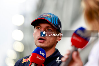 2024-09-19 - VERSTAPPEN Max (ned), Red Bull Racing RB20, portrait during the Formula 1 Singapore Grand Prix 2024, 18th round of the 2024 Formula One World Championship from September 20 to 22, 2024 on the Marina Bay Circuit, in Singapore, Singapore - F1 - SINGAPORE GRAND PRIX 2024 - FORMULA 1 - MOTORS