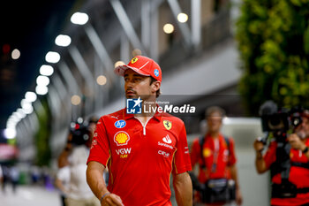 2024-09-19 - LECLERC Charles (mco), Scuderia Ferrari SF-24, portrait during the Formula 1 Singapore Grand Prix 2024, 18th round of the 2024 Formula One World Championship from September 20 to 22, 2024 on the Marina Bay Circuit, in Singapore, Singapore - F1 - SINGAPORE GRAND PRIX 2024 - FORMULA 1 - MOTORS