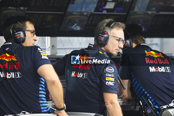 2024-09-20 - HORNER Christian (gbr), Team Principal of Red Bull Racing, portrait during the Formula 1 Singapore Grand Prix 2024, 18th round of the 2024 Formula One World Championship from September 20 to 22, 2024 on the Marina Bay Circuit, in Singapore, Singapore - F1 - SINGAPORE GRAND PRIX 2024 - FORMULA 1 - MOTORS