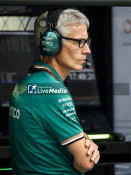 2024-09-20 - KRACK Mike (ger), Team Principal and CEO of Aston Martin F1 Team, portrait during the Formula 1 Singapore Grand Prix 2024, 18th round of the 2024 Formula One World Championship from September 20 to 22, 2024 on the Marina Bay Circuit, in Singapore, Singapore - F1 - SINGAPORE GRAND PRIX 2024 - FORMULA 1 - MOTORS