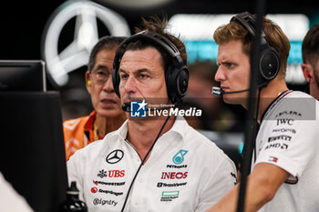 2024-09-20 - WOLFF Toto (aut), Team Principal & CEO of Mercedes AMG F1 Team, portrait SCHUMACHER Mick Reserve Driver of Mercedes AMG F1 Team, portrait during the Formula 1 Singapore Grand Prix 2024, 18th round of the 2024 Formula One World Championship from September 20 to 22, 2024 on the Marina Bay Circuit, in Singapore, Singapore - F1 - SINGAPORE GRAND PRIX 2024 - FORMULA 1 - MOTORS