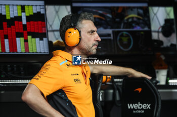 2024-09-20 - STELLA Andrea (ita), Team Principal of McLaren F1 Team, portrait during the Formula 1 Singapore Grand Prix 2024, 18th round of the 2024 Formula One World Championship from September 20 to 22, 2024 on the Marina Bay Circuit, in Singapore, Singapore - F1 - SINGAPORE GRAND PRIX 2024 - FORMULA 1 - MOTORS