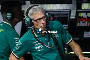 2024-09-20 - KRACK Mike (ger), Team Principal and CEO of Aston Martin F1 Team, portrait during the Formula 1 Singapore Grand Prix 2024, 18th round of the 2024 Formula One World Championship from September 20 to 22, 2024 on the Marina Bay Circuit, in Singapore, Singapore - F1 - SINGAPORE GRAND PRIX 2024 - FORMULA 1 - MOTORS