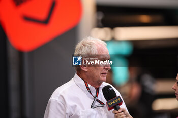 2024-09-20 - MARKO Helmut (aut), Drivers’ Manager of Red Bull Racing, portrait during the Formula 1 Singapore Grand Prix 2024, 18th round of the 2024 Formula One World Championship from September 20 to 22, 2024 on the Marina Bay Circuit, in Singapore, Singapore - F1 - SINGAPORE GRAND PRIX 2024 - FORMULA 1 - MOTORS