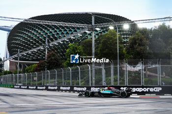 2024-09-20 - 44 HAMILTON Lewis (gbr), Mercedes AMG F1 Team W15, action during the Formula 1 Singapore Grand Prix 2024, 18th round of the 2024 Formula One World Championship from September 20 to 22, 2024 on the Marina Bay Circuit, in Singapore, Singapore - F1 - SINGAPORE GRAND PRIX 2024 - FORMULA 1 - MOTORS