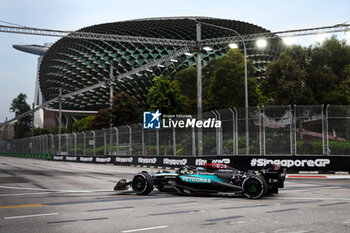 2024-09-20 - 63 RUSSELL George (gbr), Mercedes AMG F1 Team W15, action during the Formula 1 Singapore Grand Prix 2024, 18th round of the 2024 Formula One World Championship from September 20 to 22, 2024 on the Marina Bay Circuit, in Singapore, Singapore - F1 - SINGAPORE GRAND PRIX 2024 - FORMULA 1 - MOTORS