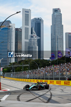 2024-09-20 - 44 HAMILTON Lewis (gbr), Mercedes AMG F1 Team W15, action during the Formula 1 Singapore Grand Prix 2024, 18th round of the 2024 Formula One World Championship from September 20 to 22, 2024 on the Marina Bay Circuit, in Singapore, Singapore - F1 - SINGAPORE GRAND PRIX 2024 - FORMULA 1 - MOTORS