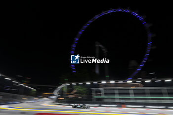 2024-09-20 - 44 HAMILTON Lewis (gbr), Mercedes AMG F1 Team W15, action during the Formula 1 Singapore Grand Prix 2024, 18th round of the 2024 Formula One World Championship from September 20 to 22, 2024 on the Marina Bay Circuit, in Singapore, Singapore - F1 - SINGAPORE GRAND PRIX 2024 - FORMULA 1 - MOTORS