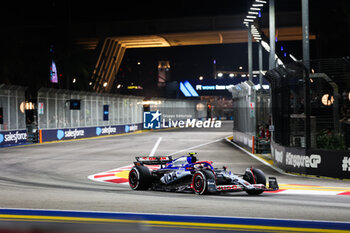 2024-09-20 - 22 TSUNODA Yuki (jap), Visa Cash App RB F1 Team VCARB 01, action during the Formula 1 Singapore Grand Prix 2024, 18th round of the 2024 Formula One World Championship from September 20 to 22, 2024 on the Marina Bay Circuit, in Singapore, Singapore - F1 - SINGAPORE GRAND PRIX 2024 - FORMULA 1 - MOTORS