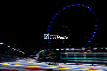 2024-09-20 - 63 RUSSELL George (gbr), Mercedes AMG F1 Team W15, action during the Formula 1 Singapore Grand Prix 2024, 18th round of the 2024 Formula One World Championship from September 20 to 22, 2024 on the Marina Bay Circuit, in Singapore, Singapore - F1 - SINGAPORE GRAND PRIX 2024 - FORMULA 1 - MOTORS