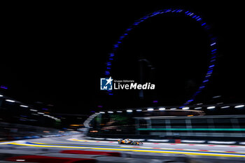 2024-09-20 - 04 NORRIS Lando (gbr), McLaren F1 Team MCL38, action during the Formula 1 Singapore Grand Prix 2024, 18th round of the 2024 Formula One World Championship from September 20 to 22, 2024 on the Marina Bay Circuit, in Singapore, Singapore - F1 - SINGAPORE GRAND PRIX 2024 - FORMULA 1 - MOTORS