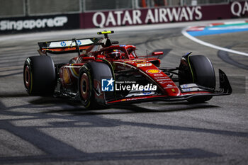 2024-09-20 - 55 SAINZ Carlos (spa), Scuderia Ferrari SF-24, action during the Formula 1 Singapore Grand Prix 2024, 18th round of the 2024 Formula One World Championship from September 20 to 22, 2024 on the Marina Bay Circuit, in Singapore, Singapore - F1 - SINGAPORE GRAND PRIX 2024 - FORMULA 1 - MOTORS