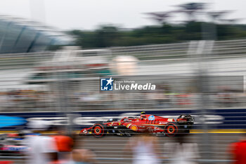 2024-09-20 - 55 SAINZ Carlos (spa), Scuderia Ferrari SF-24, action during the Formula 1 Singapore Grand Prix 2024, 18th round of the 2024 Formula One World Championship from September 20 to 22, 2024 on the Marina Bay Circuit, in Singapore, Singapore - F1 - SINGAPORE GRAND PRIX 2024 - FORMULA 1 - MOTORS