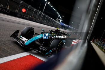 2024-09-20 - 44 HAMILTON Lewis (gbr), Mercedes AMG F1 Team W15, action during the Formula 1 Singapore Grand Prix 2024, 18th round of the 2024 Formula One World Championship from September 20 to 22, 2024 on the Marina Bay Circuit, in Singapore, Singapore - F1 - SINGAPORE GRAND PRIX 2024 - FORMULA 1 - MOTORS