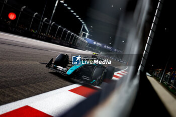 2024-09-20 - 44 HAMILTON Lewis (gbr), Mercedes AMG F1 Team W15, action during the Formula 1 Singapore Grand Prix 2024, 18th round of the 2024 Formula One World Championship from September 20 to 22, 2024 on the Marina Bay Circuit, in Singapore, Singapore - F1 - SINGAPORE GRAND PRIX 2024 - FORMULA 1 - MOTORS