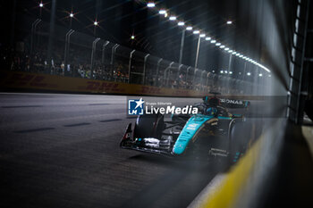 2024-09-20 - 63 RUSSELL George (gbr), Mercedes AMG F1 Team W15, action during the Formula 1 Singapore Grand Prix 2024, 18th round of the 2024 Formula One World Championship from September 20 to 22, 2024 on the Marina Bay Circuit, in Singapore, Singapore - F1 - SINGAPORE GRAND PRIX 2024 - FORMULA 1 - MOTORS