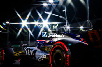 2024-09-20 - 22 TSUNODA Yuki (jap), Visa Cash App RB F1 Team VCARB 01, action during the Formula 1 Singapore Grand Prix 2024, 18th round of the 2024 Formula One World Championship from September 20 to 22, 2024 on the Marina Bay Circuit, in Singapore, Singapore - F1 - SINGAPORE GRAND PRIX 2024 - FORMULA 1 - MOTORS