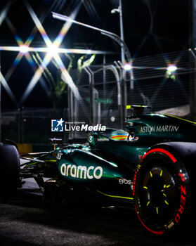 2024-09-20 - 14 ALONSO Fernando (spa), Aston Martin F1 Team AMR24, action during the Formula 1 Singapore Grand Prix 2024, 18th round of the 2024 Formula One World Championship from September 20 to 22, 2024 on the Marina Bay Circuit, in Singapore, Singapore - F1 - SINGAPORE GRAND PRIX 2024 - FORMULA 1 - MOTORS