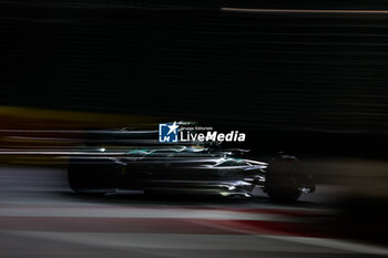 2024-09-20 - 14 ALONSO Fernando (spa), Aston Martin F1 Team AMR24, action during the Formula 1 Singapore Grand Prix 2024, 18th round of the 2024 Formula One World Championship from September 20 to 22, 2024 on the Marina Bay Circuit, in Singapore, Singapore - F1 - SINGAPORE GRAND PRIX 2024 - FORMULA 1 - MOTORS