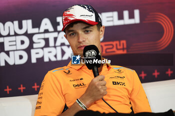 2024-10-17 - NORRIS Lando (gbr), McLaren F1 Team MCL38, portrait press conference during the Formula 1 Pirelli United States Grand Prix 2024, 19th round of the 2024 Formula One World Championship from October 18 to 20, 2024 on the Circuit of the Americas, in Austin, United States of America - F1 - US GRAND PRIX 2024 - FORMULA 1 - MOTORS